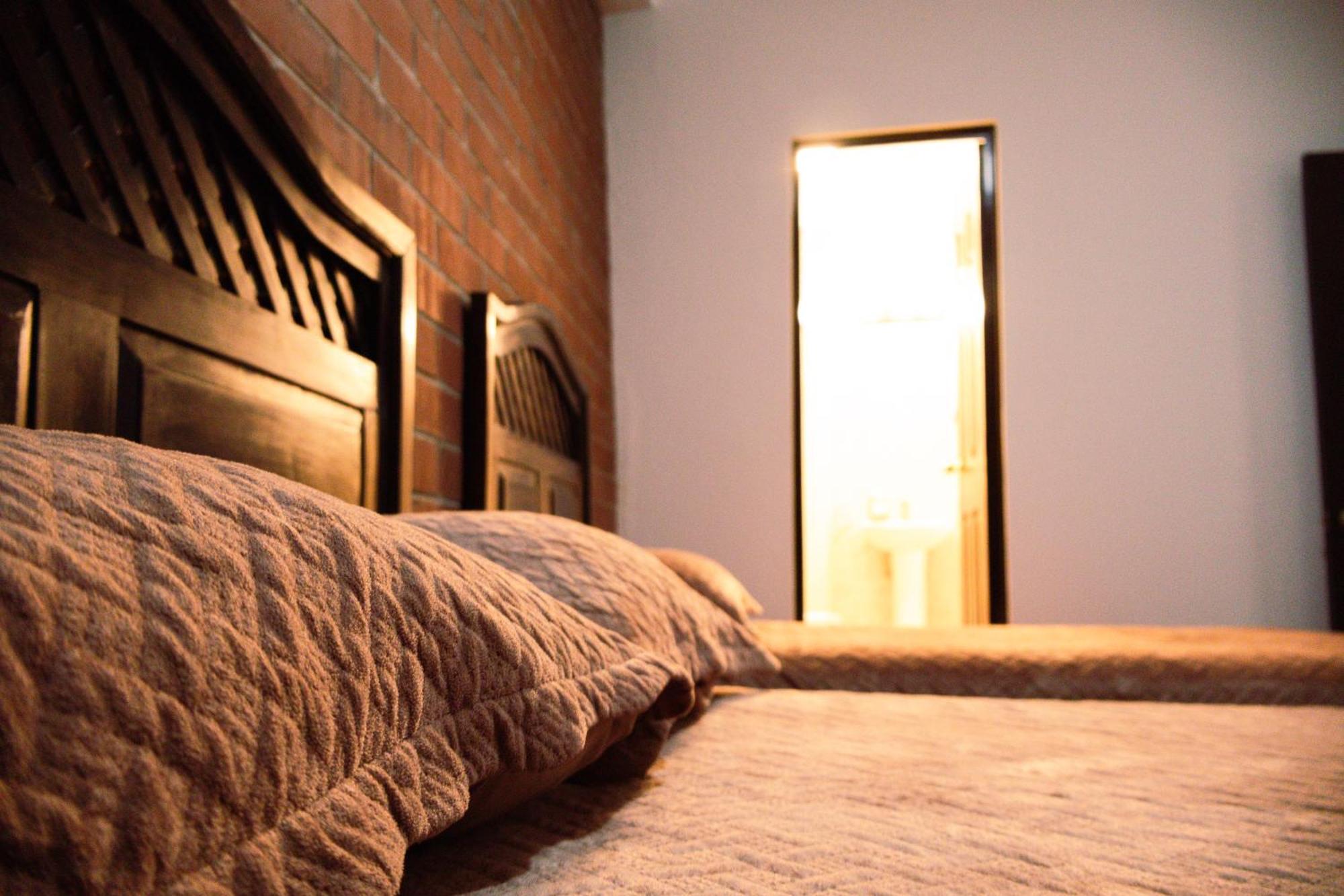 Lar Antiqua Hotel Quetzaltenango Extérieur photo