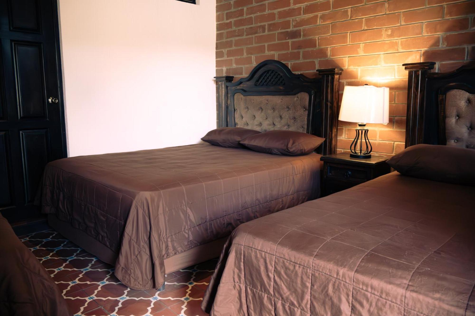 Lar Antiqua Hotel Quetzaltenango Extérieur photo
