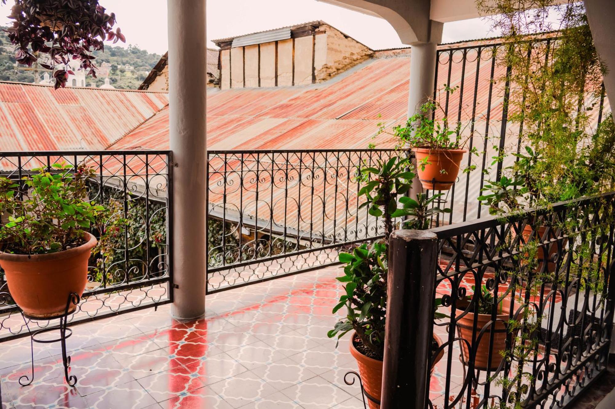Lar Antiqua Hotel Quetzaltenango Extérieur photo